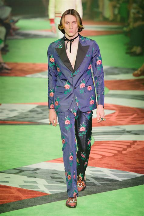 gucci men's spring 2017|See every look from the Men’s Spring Summer 2017 Runway..